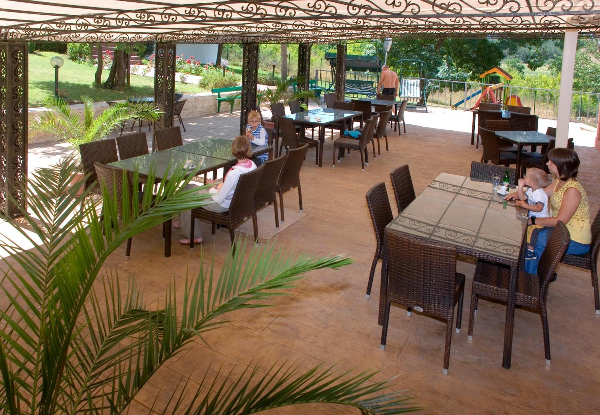 Rilena Hotel كيتن المظهر الخارجي الصورة
